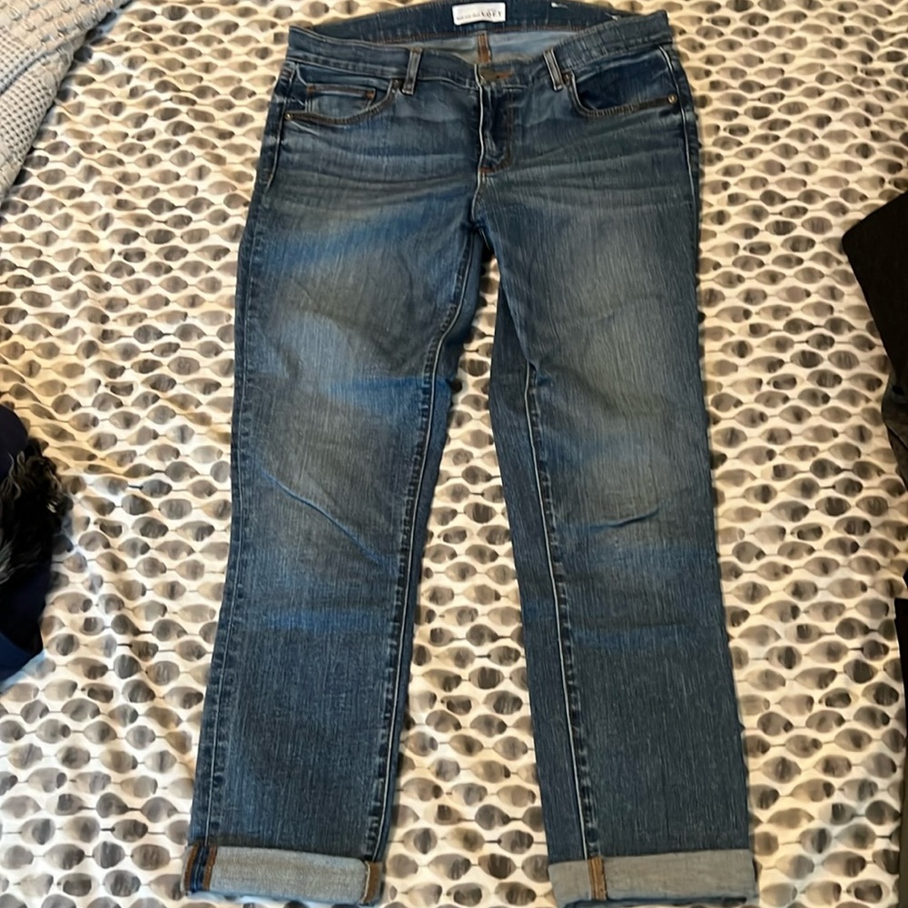 Ann Taylor Loft jeans size 28/6